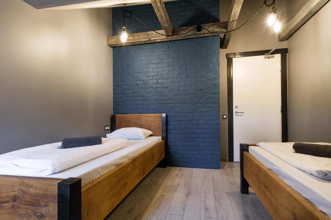 Wicked Weasel Hostel Riga Exterior photo